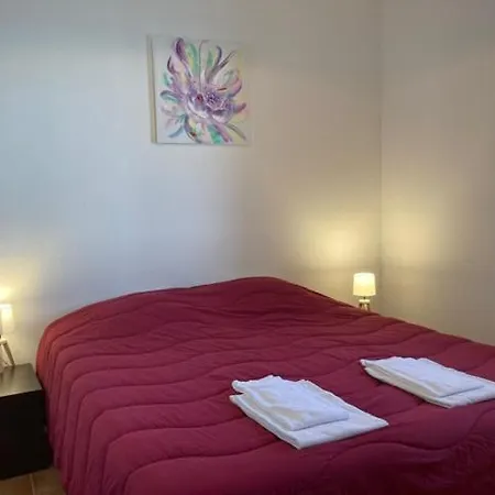 Punta Di Mare, Bord De *