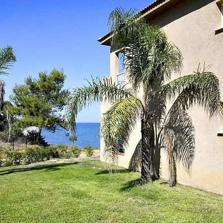 Punta Di Mare, Bord De