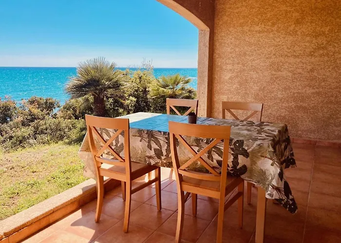 Punta Di Mare, Bord De